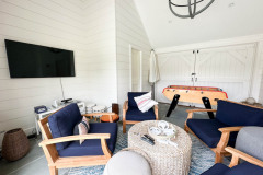 18-Gladlands_Interior-30