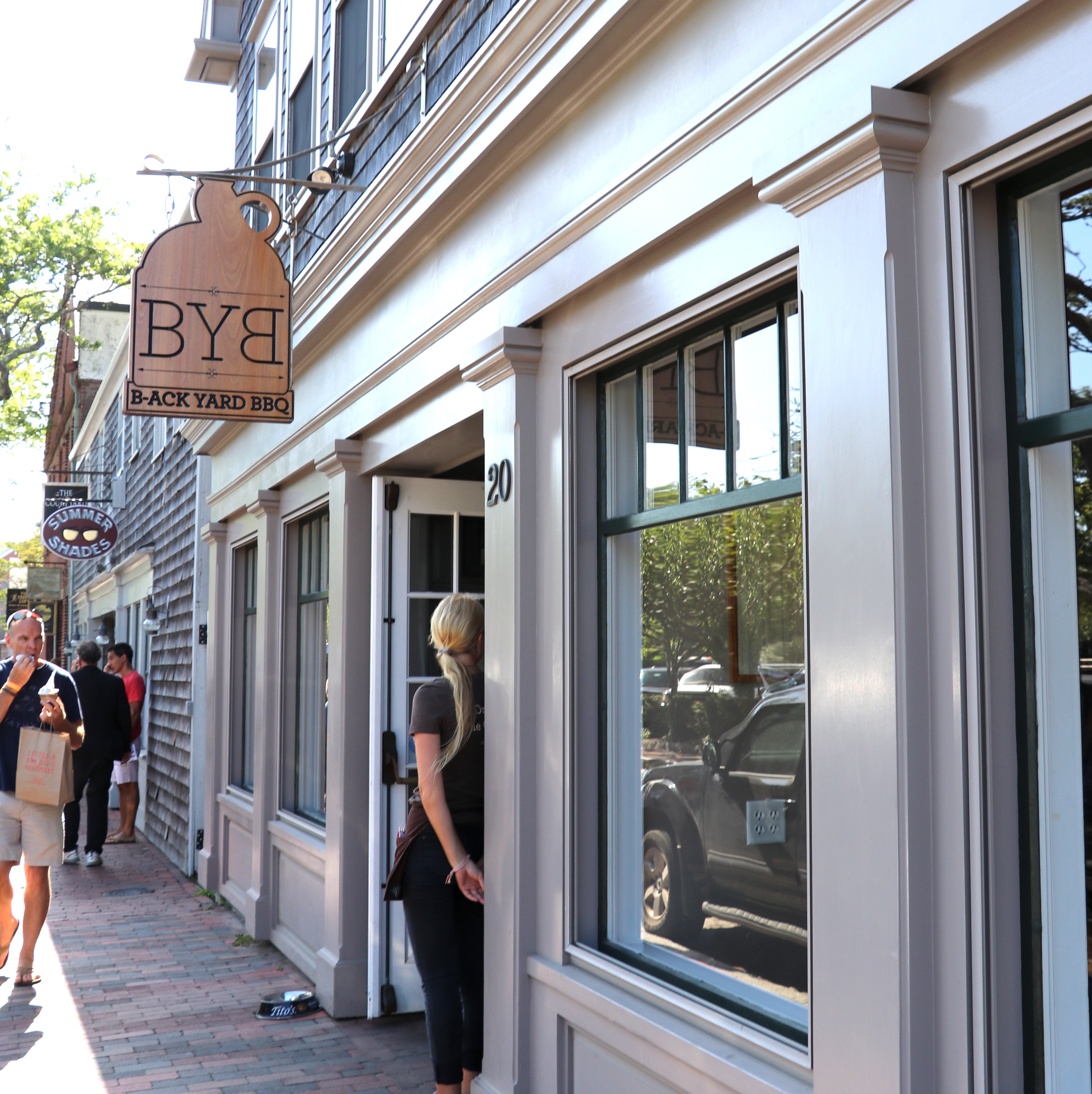 B Ack Yard Bbq Nantucket Fisher Real Estate Nantucket