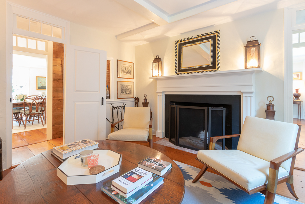 15 Pleasant Street 8