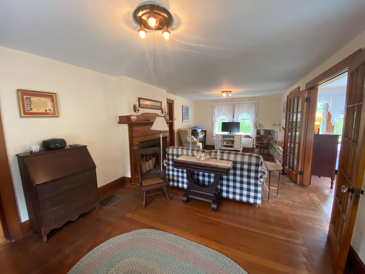 14 Lowell Place 11