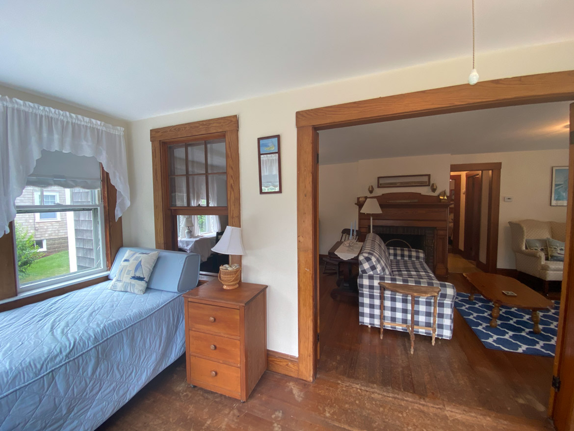14 Lowell Place 9