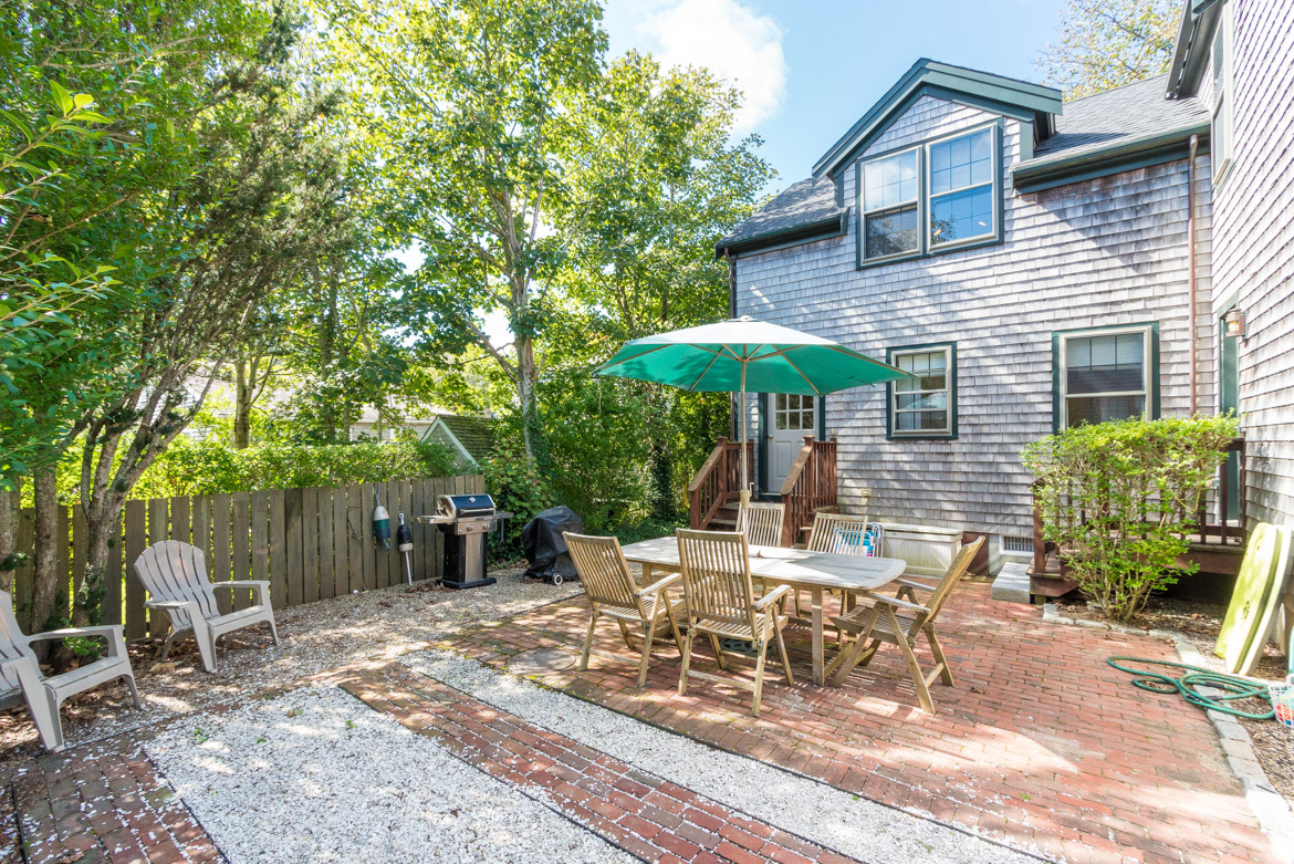 6 Beaver Street 2