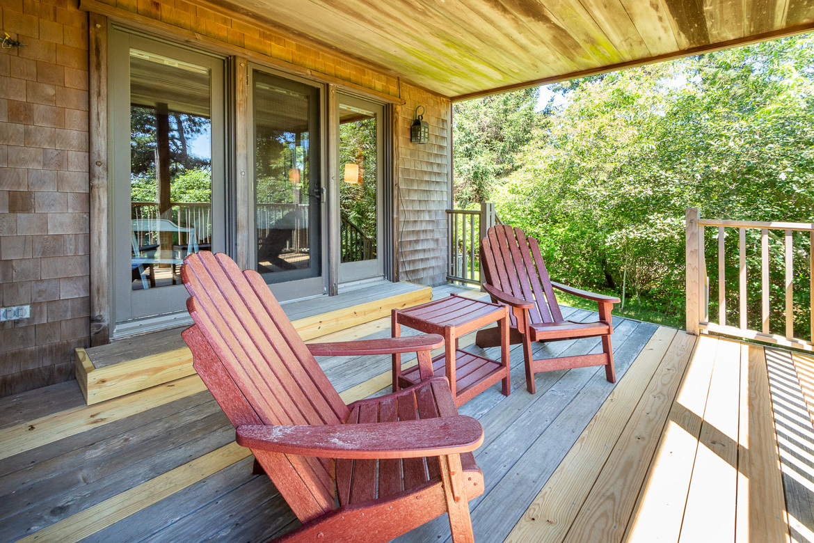 12 Pond View Drive 12