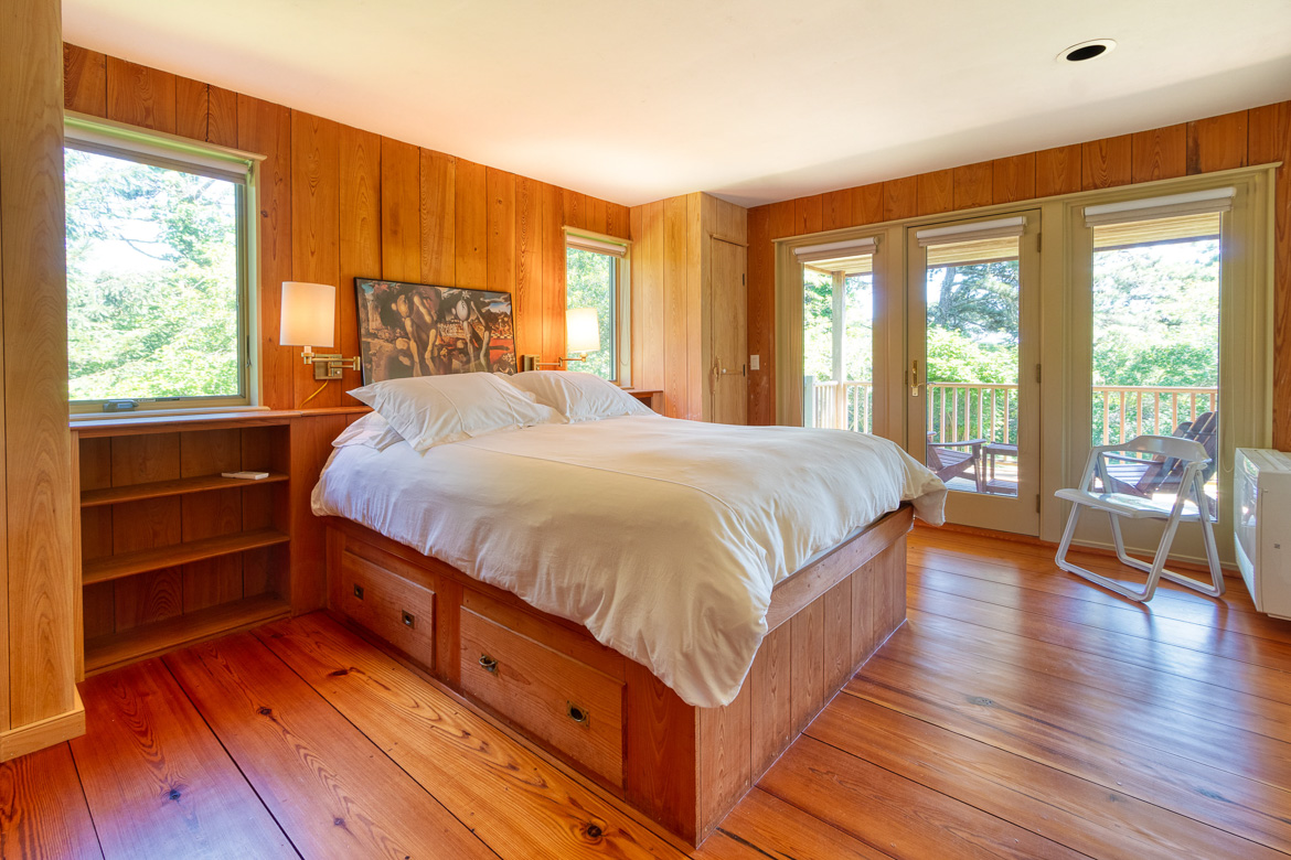 12 Pond View Drive 13