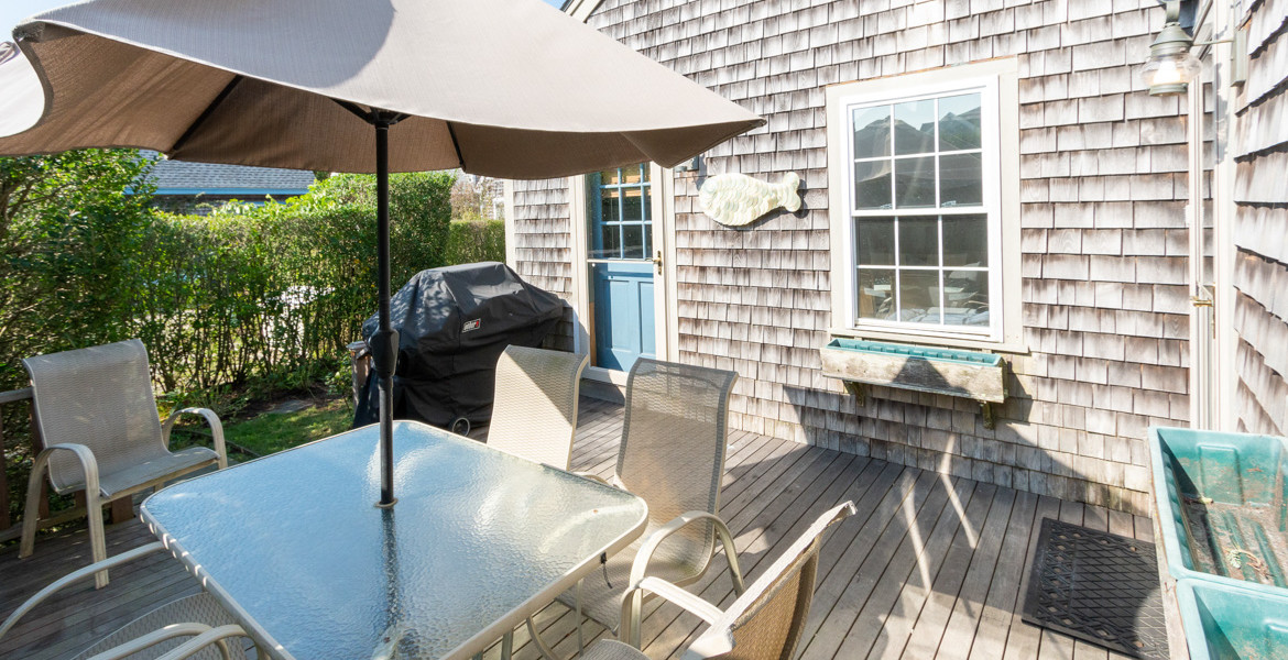 Mid Island 27 Essex Road Fisher Real Estate Nantucket