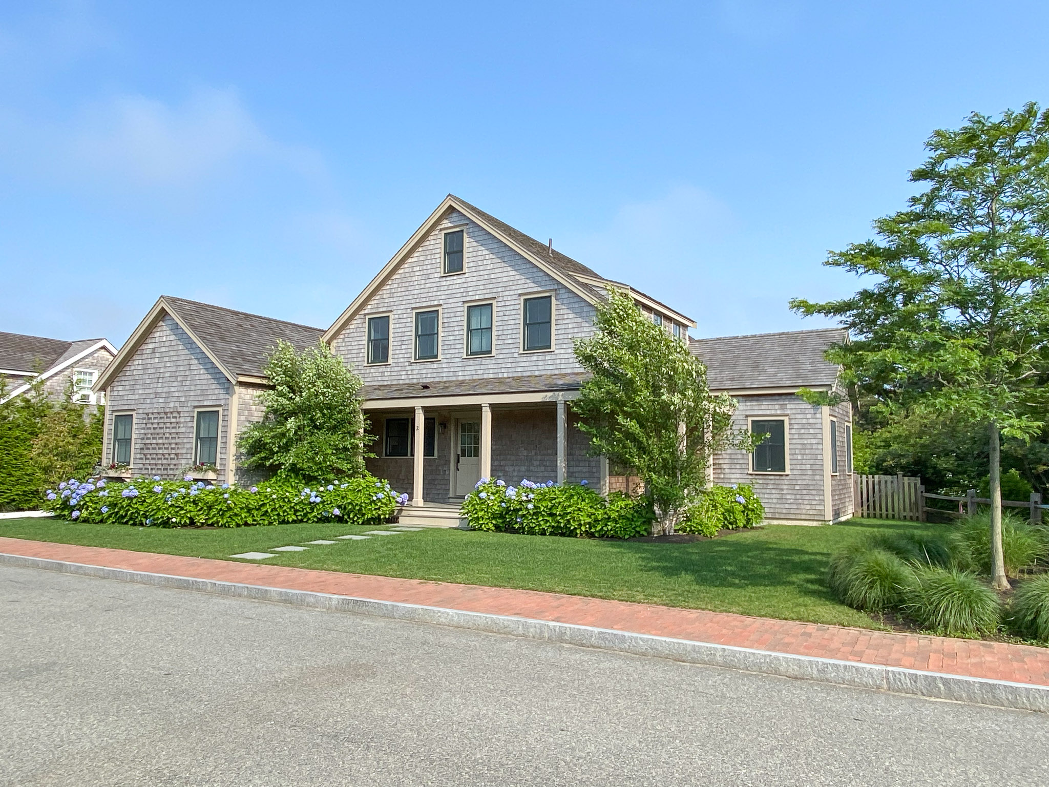 2 Wood Lily Road 2