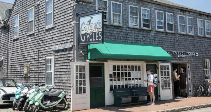 Cooks Café & Cycle Shop