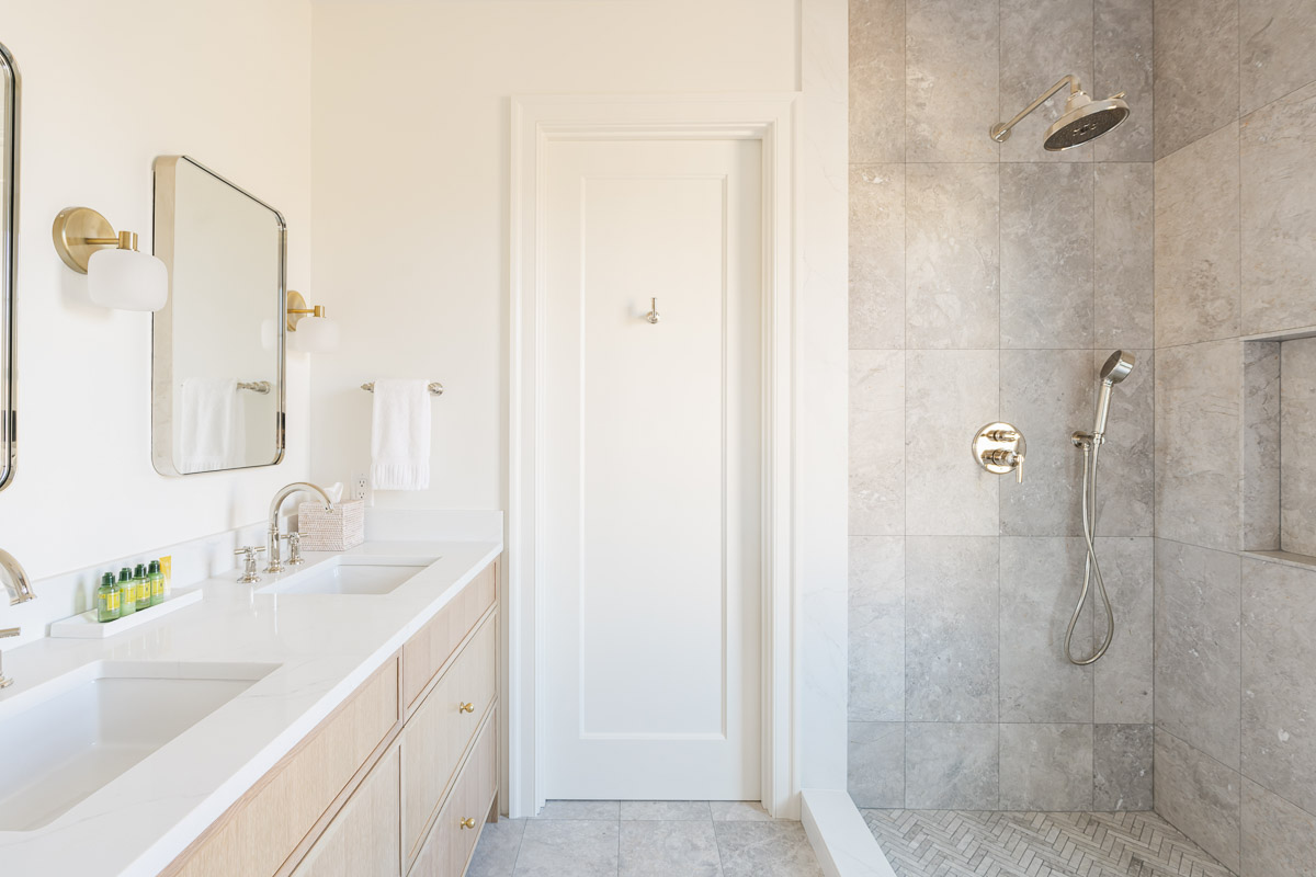 2 White Elephant Lane