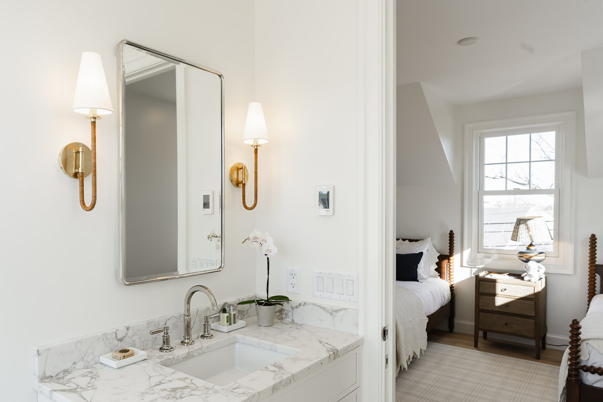 2 White Elephant Lane