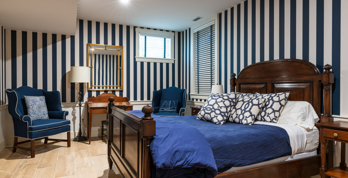 36 103-Main_Lower-Bedroom-2_01