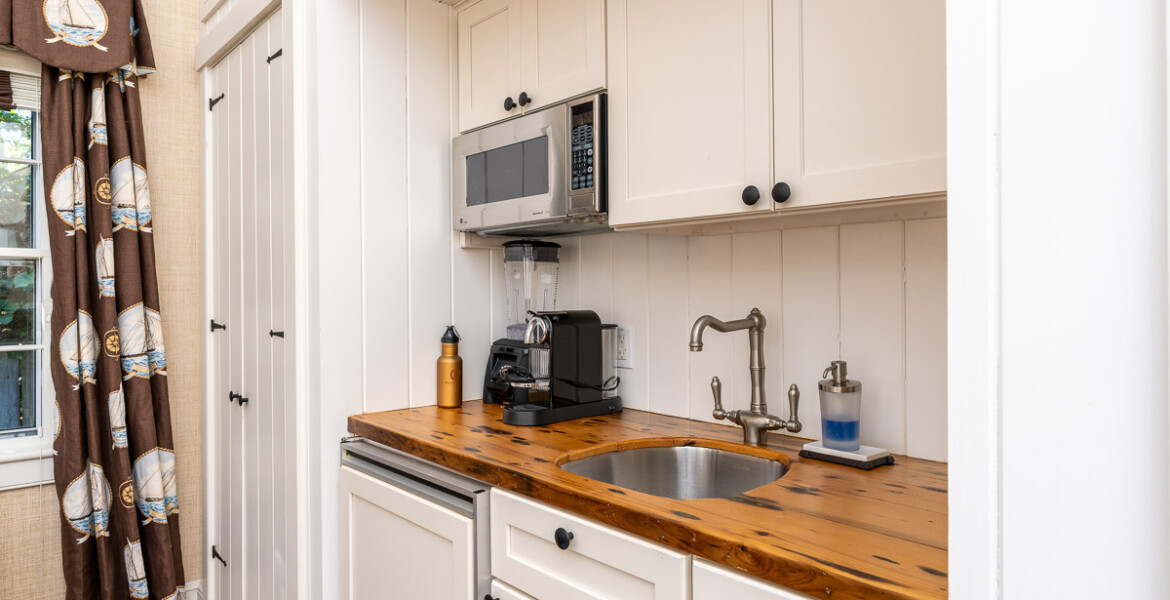 38 103-Main_Cottage_03