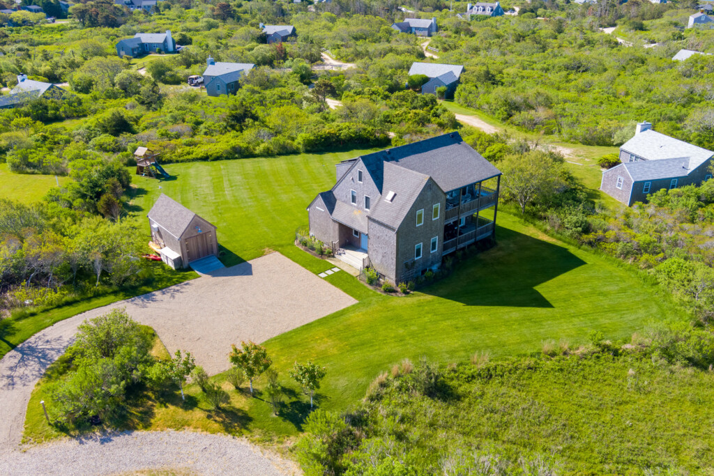 11 Mississippi Avenue