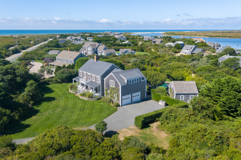 233 Hummock Pond Rd