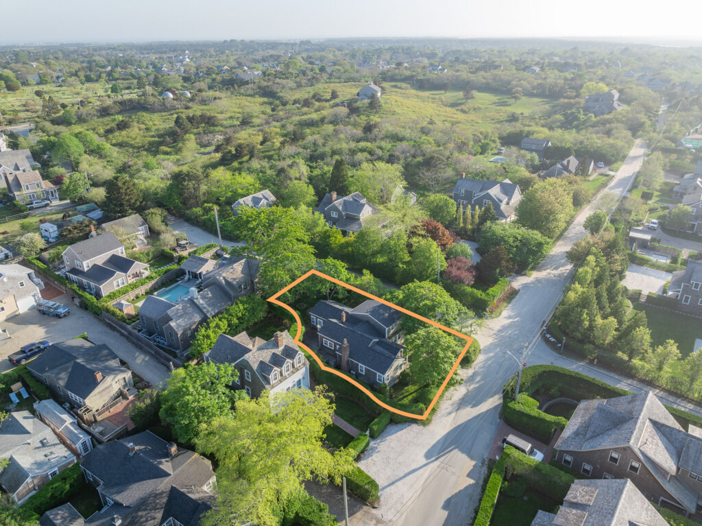 42 Vestal Street Nantucket