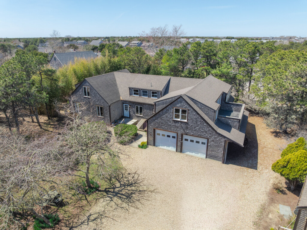 5 Toombs Court