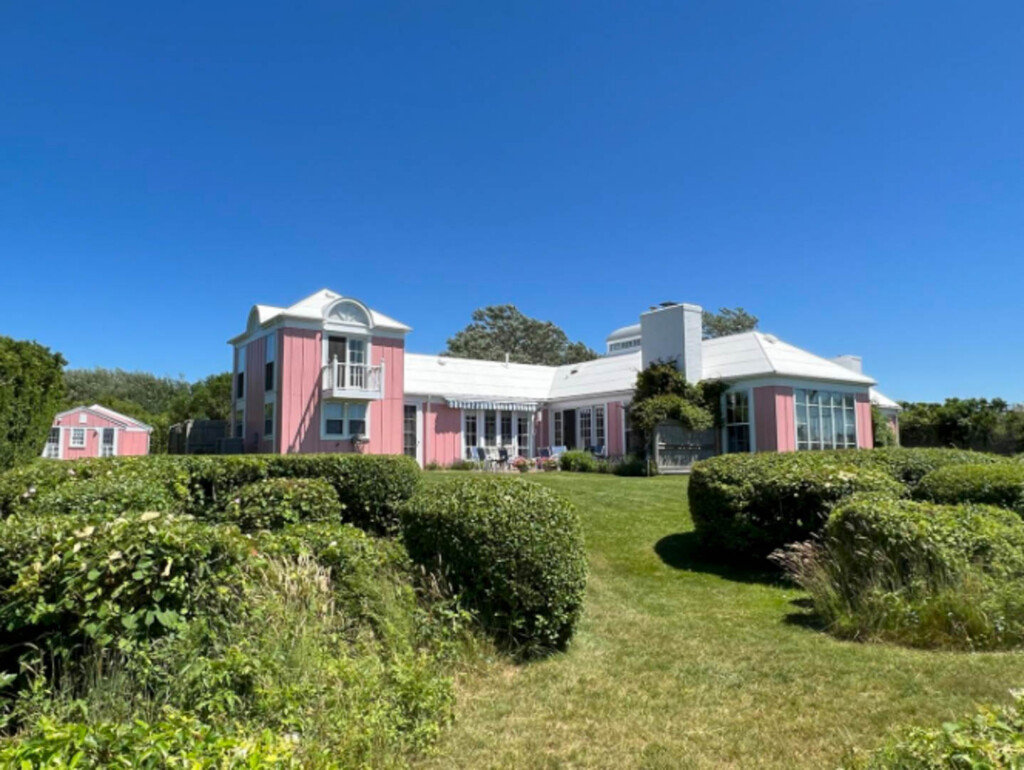 104 Wauwinet Road Natnucket