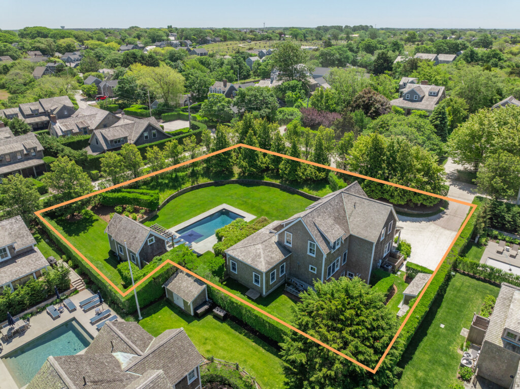43 Vestal Street Nantucket
