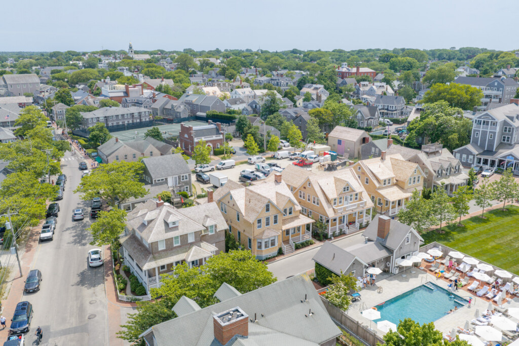 4 White Elephant Way Nantucket