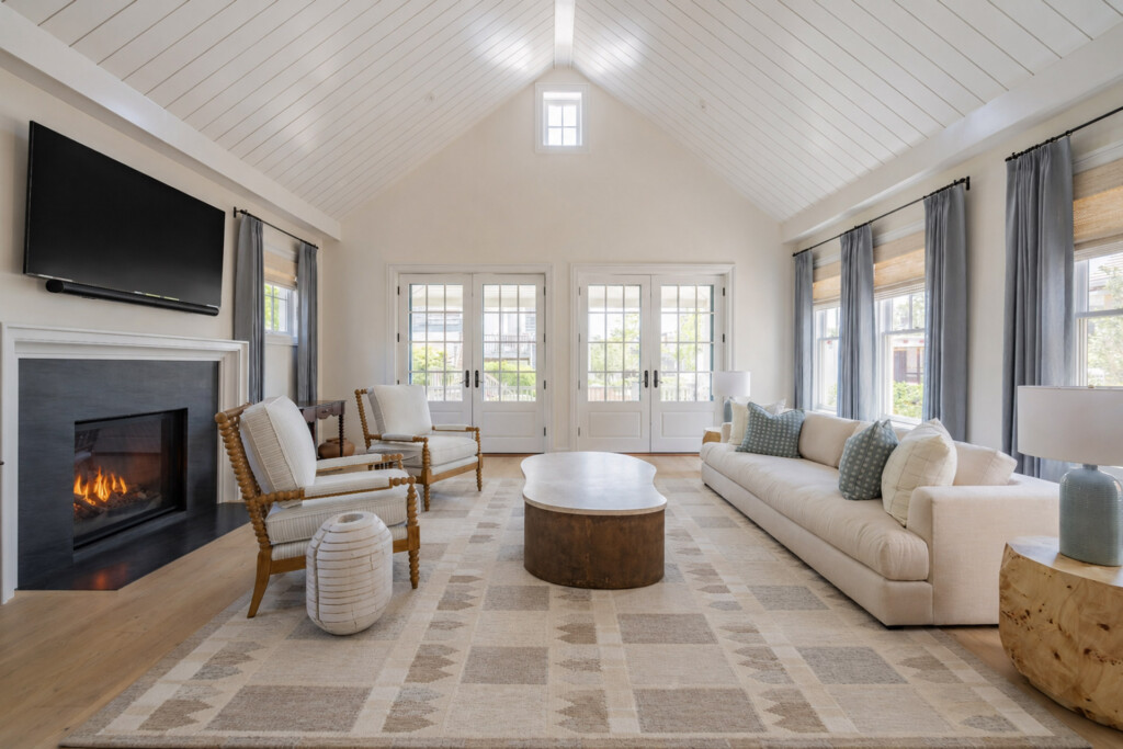 4 White Elephant Way Nantucket