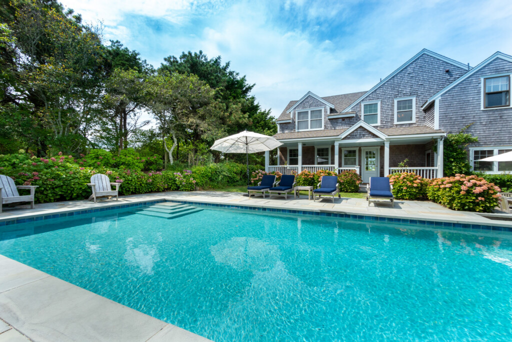 70 Vestal Street Nantucket Rentals